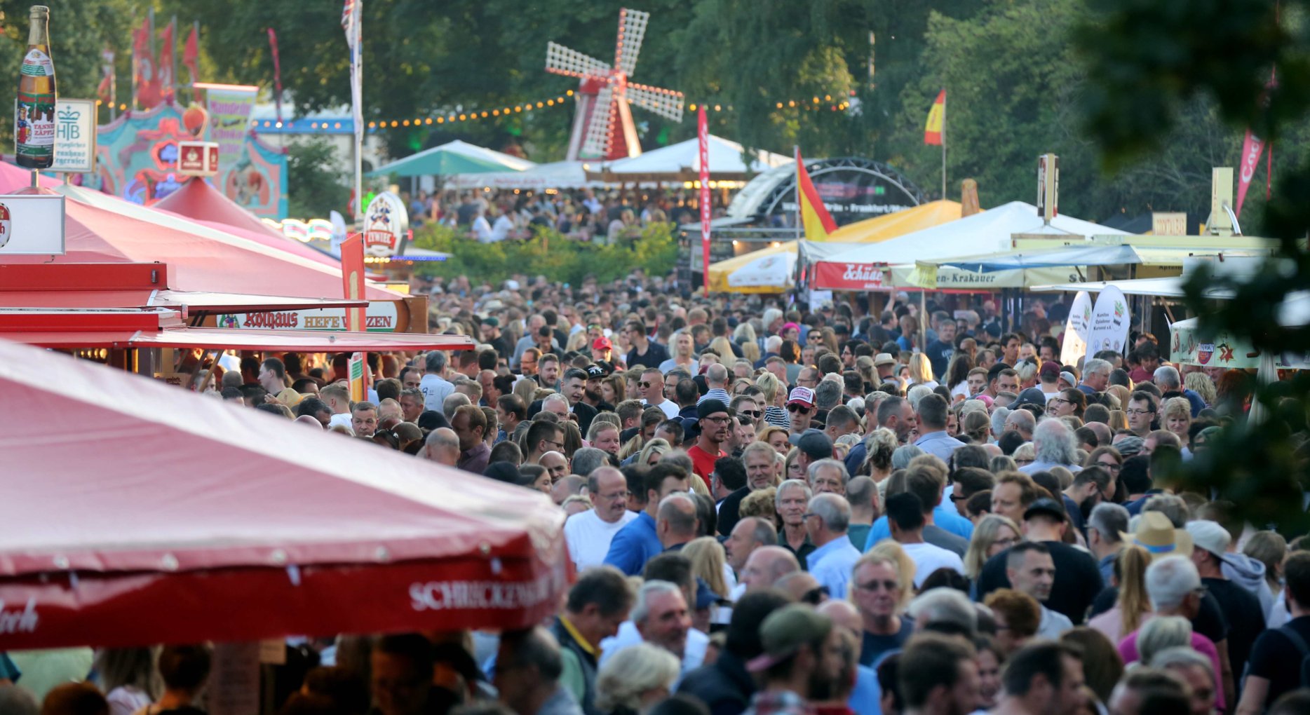 Leverkusen Beer Festival. Opladener Bierbörse.
