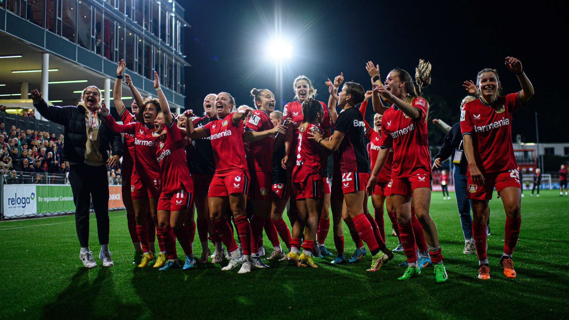 Bayer 04 Frauen. Heimspiele.