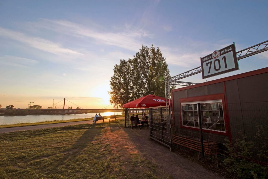 Rhein Imbiss 701, Leverkusen-City