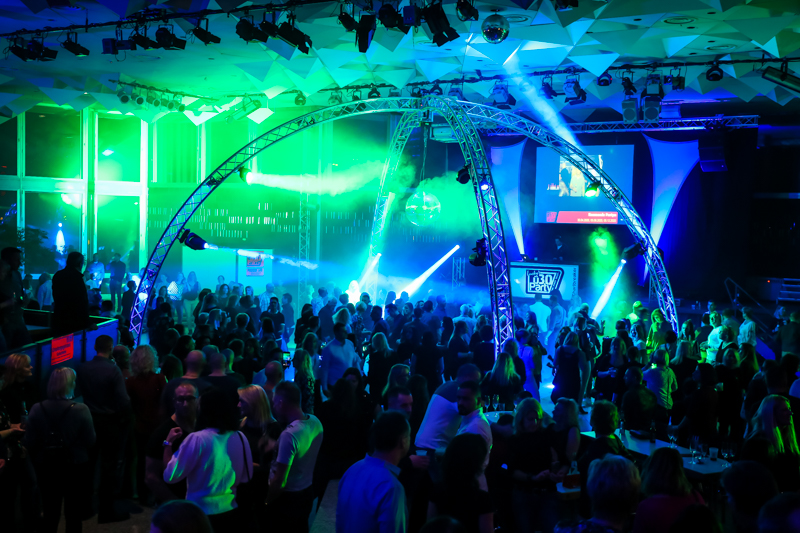 Ü30 Party. Forum Leverkusen. Tanz in den Mai.