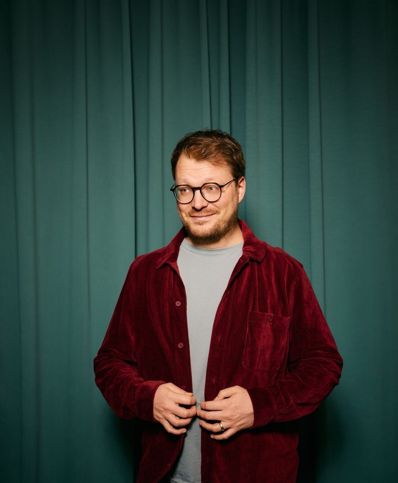 Maxi Gstettenbauer. Komplett absurd – Preview.