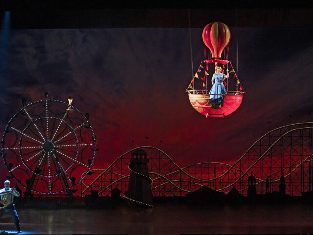 COSÌ FAN TUTTE – Wolfgang Amadeus Mozart. Met Opera im Kino.