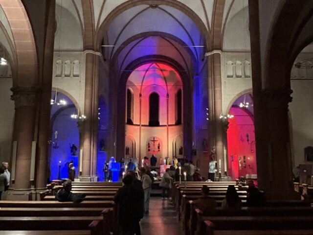 Quellen des Lebens. Pfarrkirche St. Andreas. Kunstnacht Leverkusen 2026.