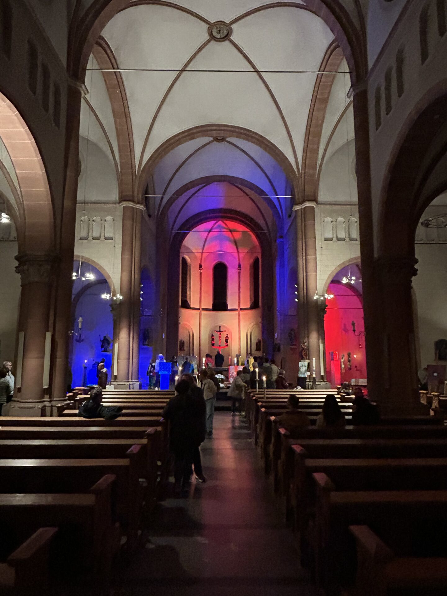 Quellen des Lebens. Pfarrkirche St. Andreas. Kunstnacht Leverkusen 2026.