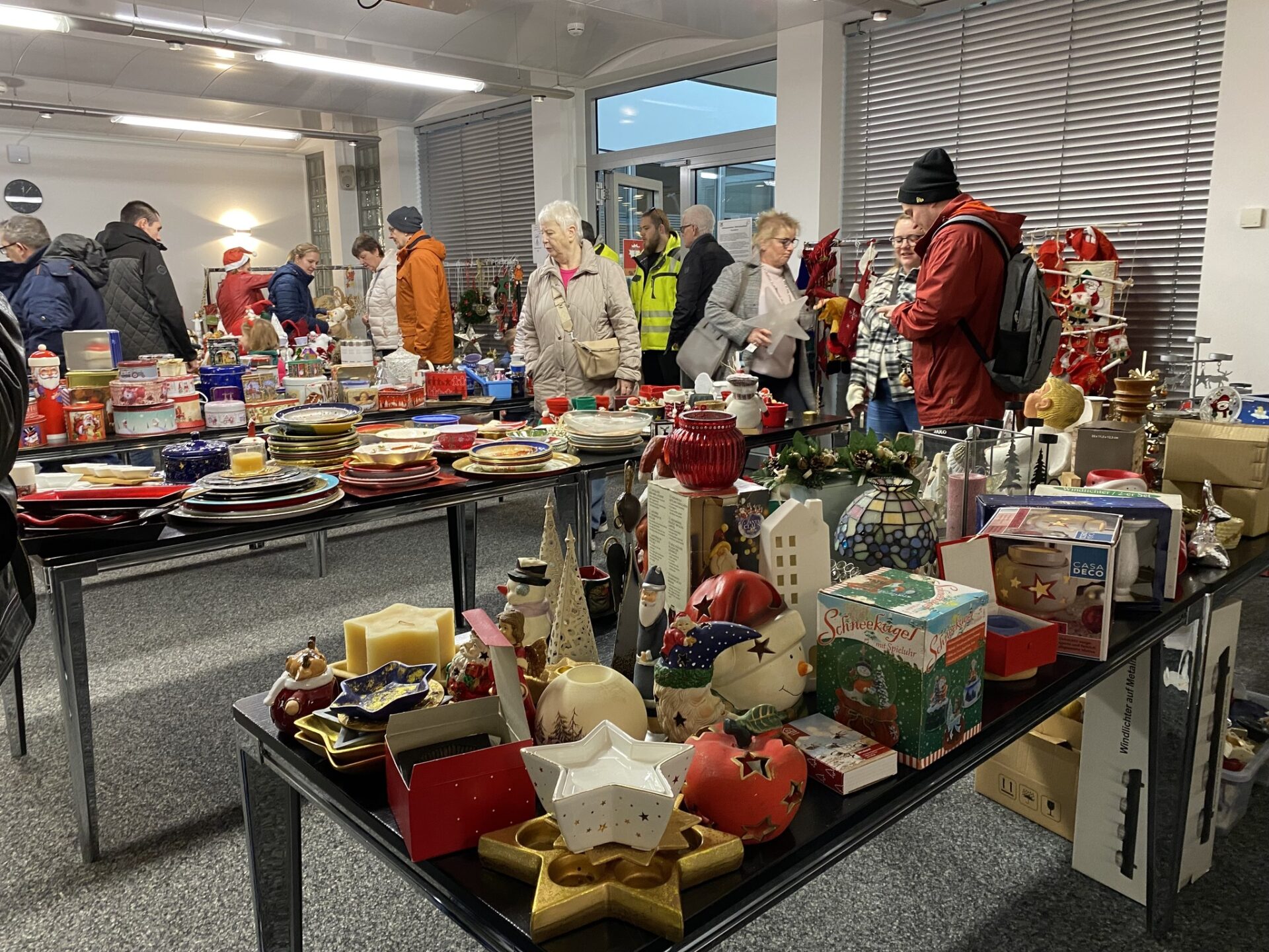 Weihnachtsstöberei. Tauschbörse.